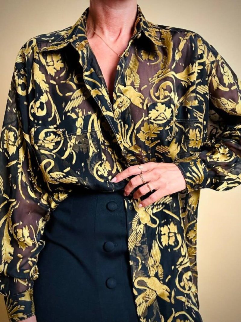 Camicia in chiffon dèvorè nero con damaschi in raso ambra