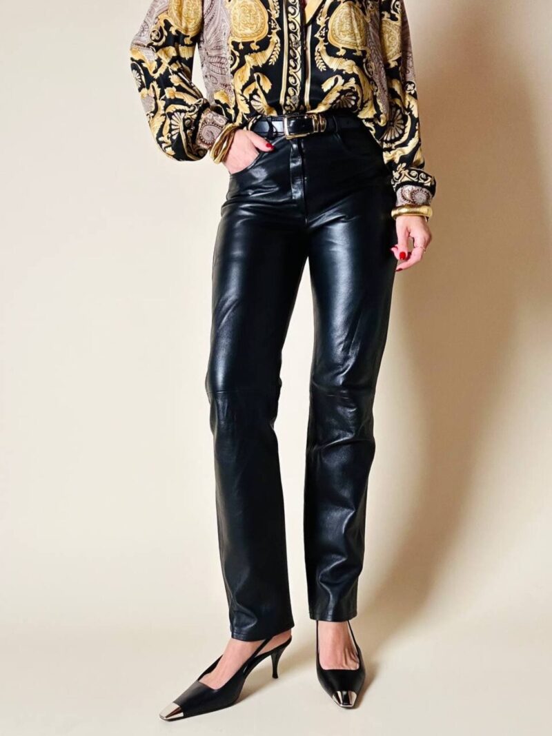 Pantalone a cinque tasche in pelle nera “Carla Falleri”