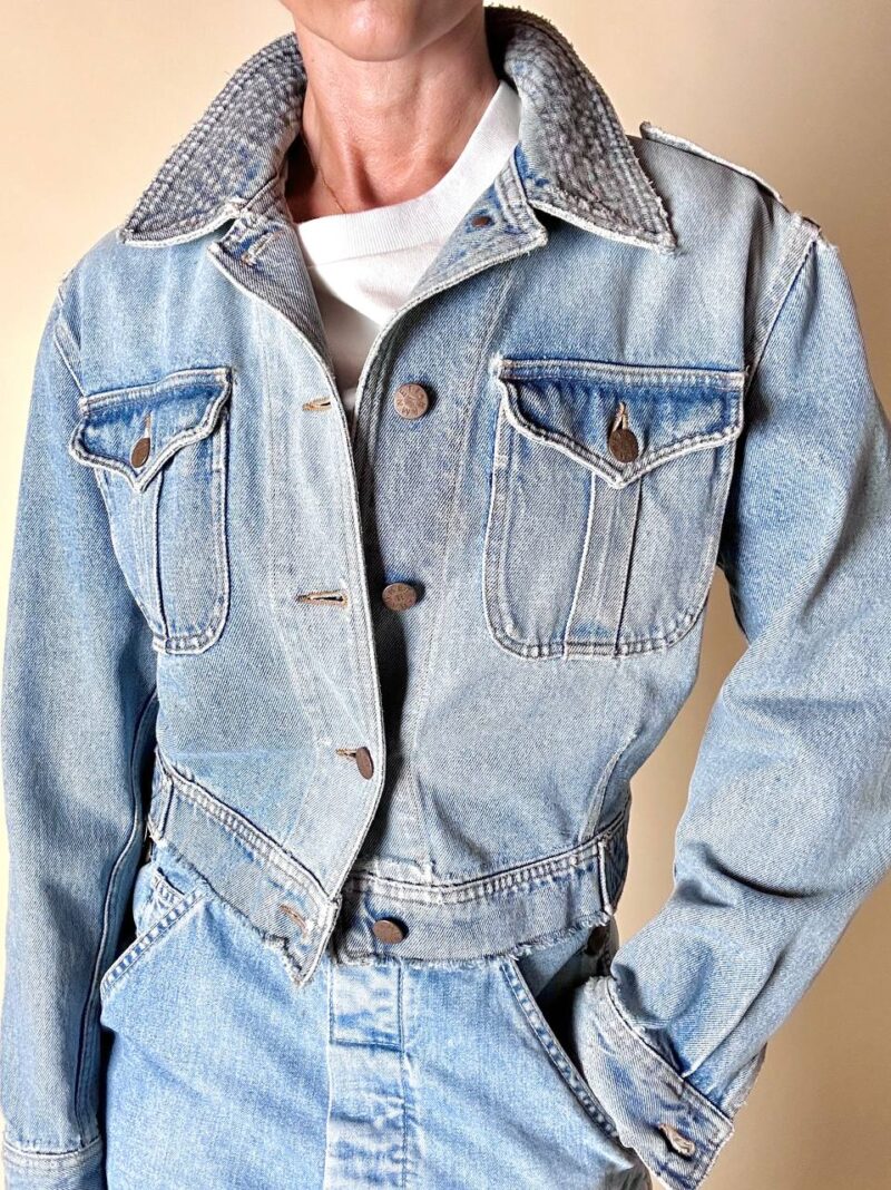 Giacca cropped Katharine Hamnett London in Denim chiaro slavato