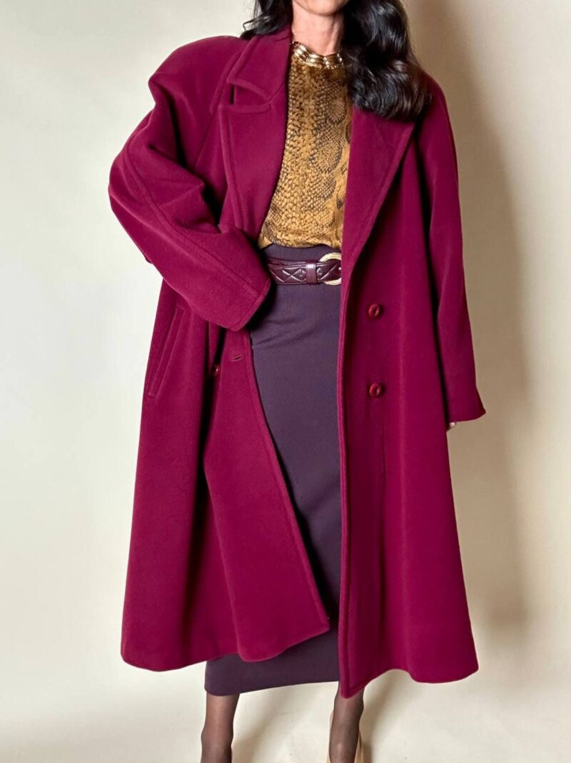 Cappotto doppiopetto oversize in lana rosso Borgogna Riflessi