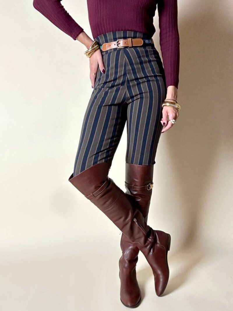 Fuseaux Romeo Gigli a vita alta fantasia a righe verticali nei toni del blu notte e verde militare