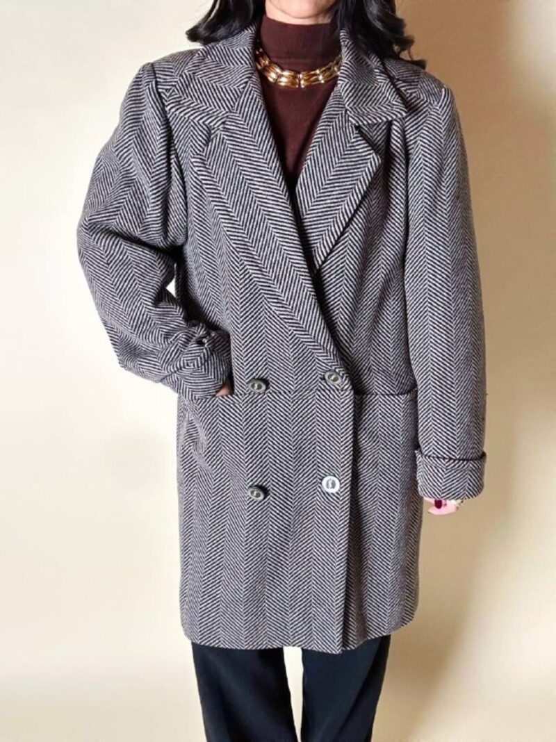 Cappotto sartoriale in lana spinata con bottoni Yves Saint Laurent