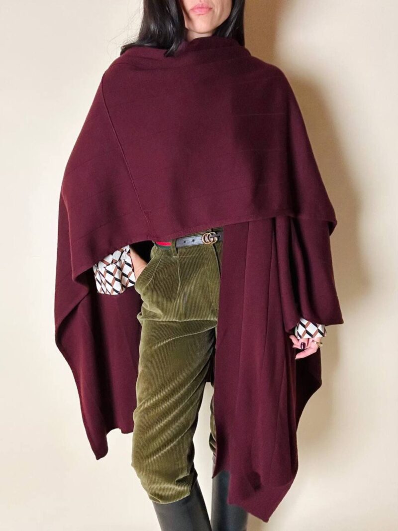 Mantella in maglia bordeaux a punto stoffa Pierre Cardin